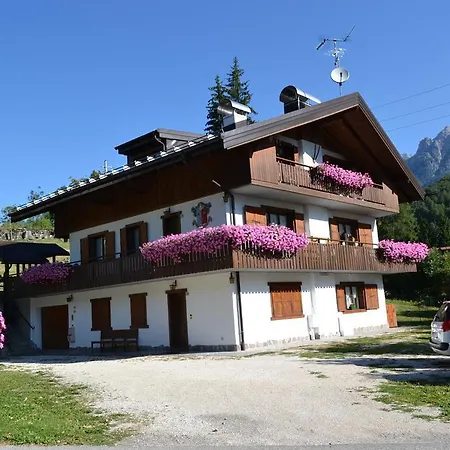 Casa Costantini Cadore Apartment *